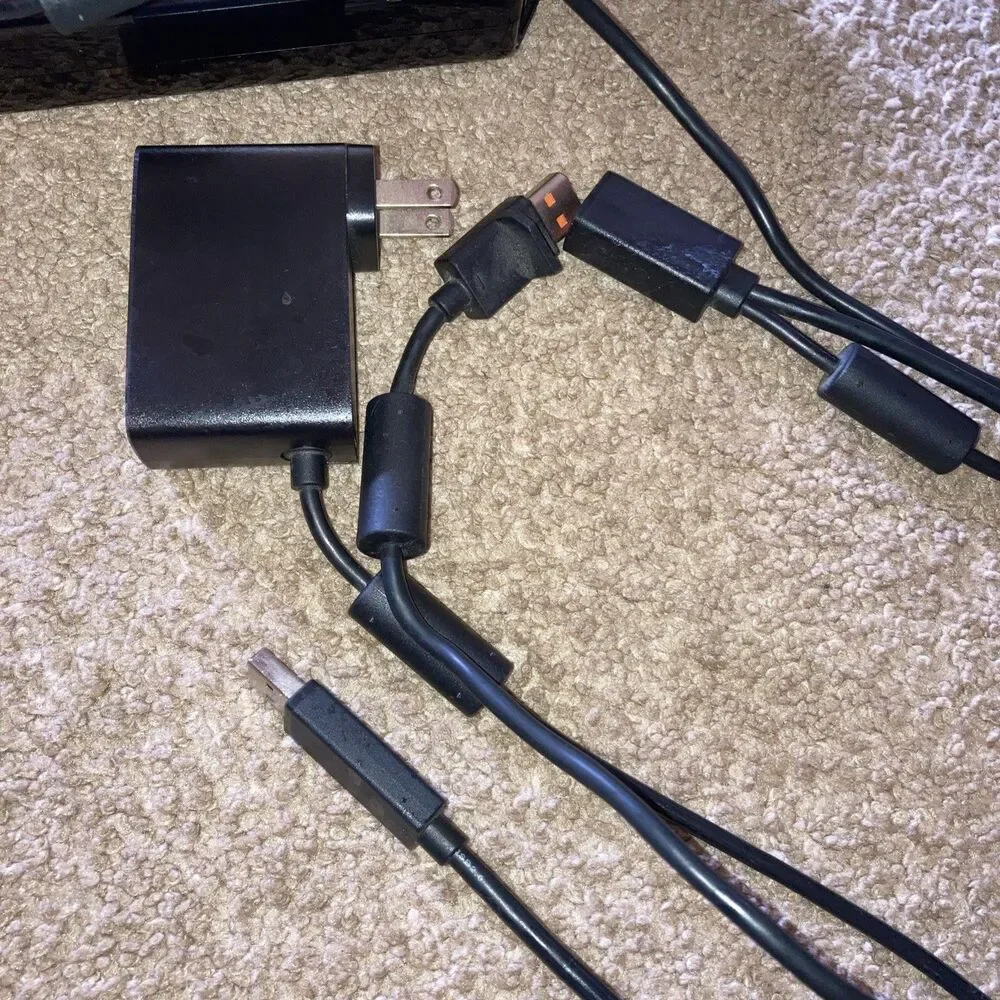 Microsoft Kinect Sensor for XBox 360 - UNTESTED
